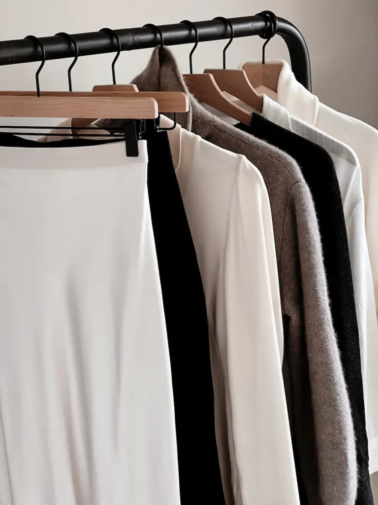 quiet luxury outfits